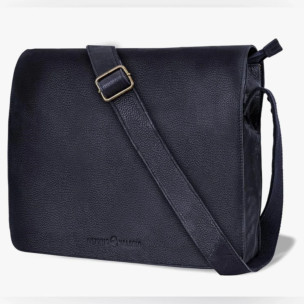 ANTONIO VALERIA Albert Premium Leather Messenger Bag for Men
